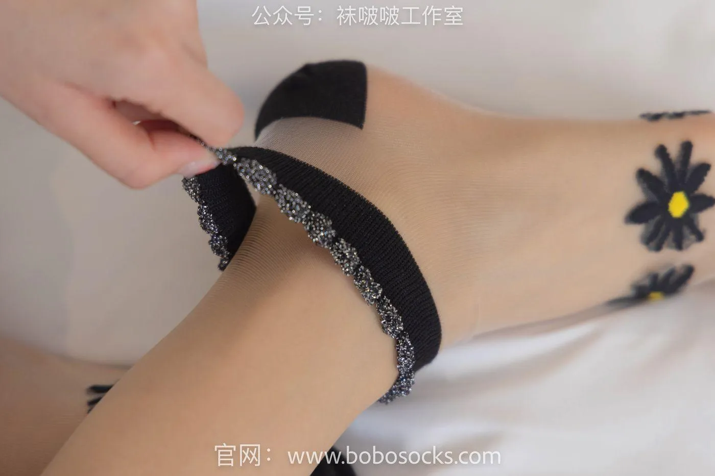 [BoBoSocks袜啵啵]NO.097 稚予-板鞋、玻璃丝短袜、肉丝 [140P]插图2